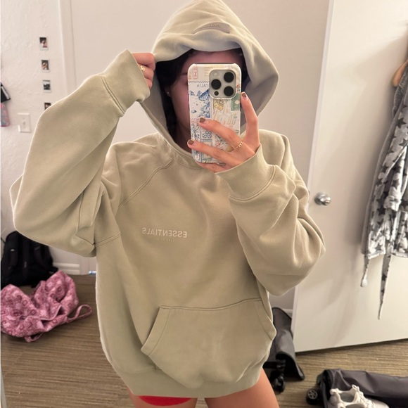 ESSENTIALS HOODIE - Picture 2 of 4